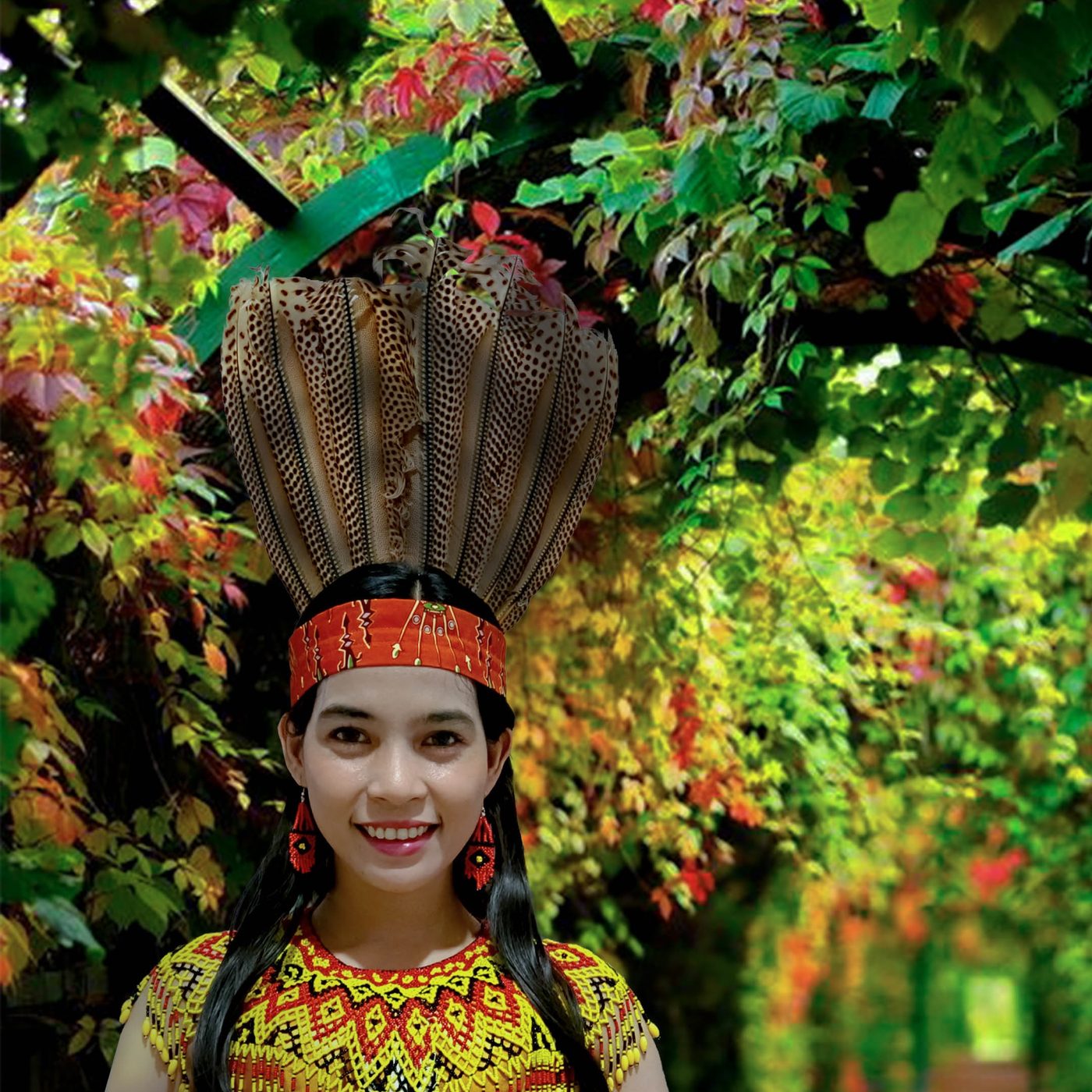 Model Veina Skincare di bawah lengkung dedaunan hijau Kalimantan