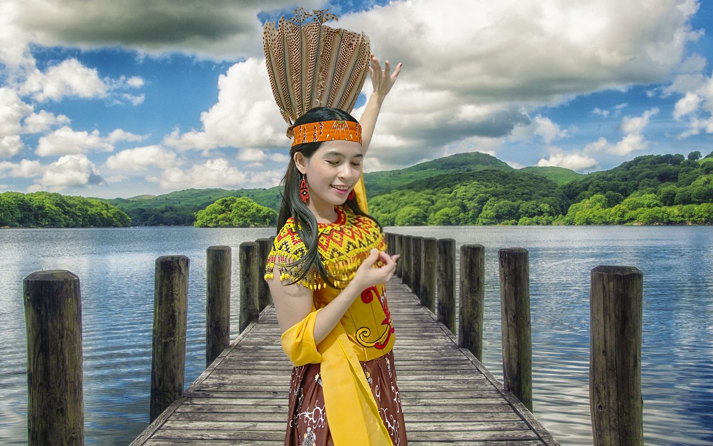 Model Veina Skincare di dermaga danau Kalimantan